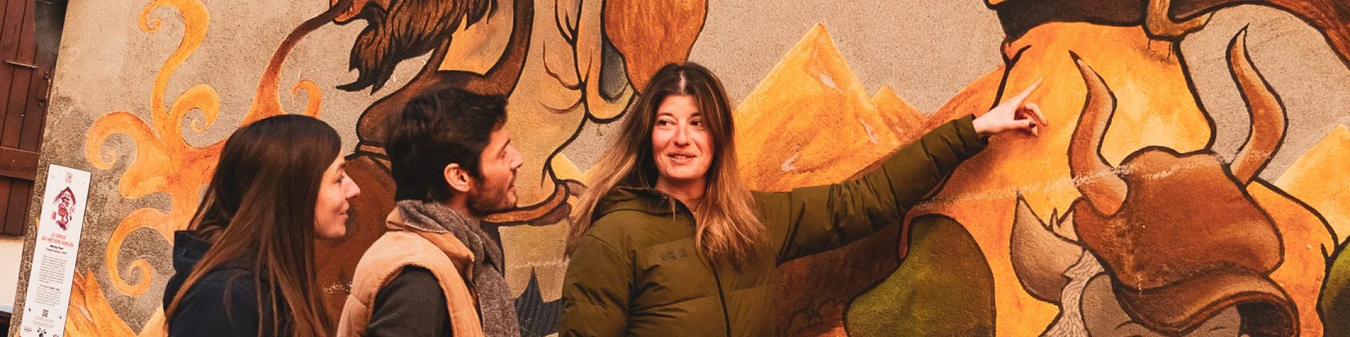 Kommentierte Besichtigung des Parcours der Kuhkunst in Le Grand-Bornand im Winter