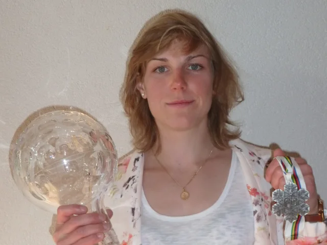 Nelly Moenne Loccozm.lucchesi Rotated