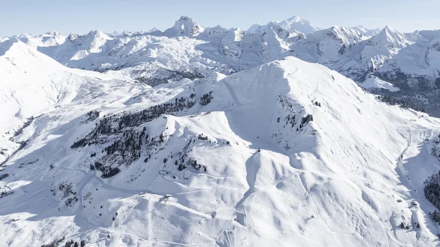 Domaine Skiable Drone 017 T. Vattard Le Grand Bornand Tourisme