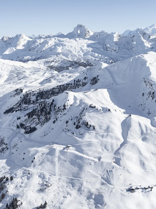Domaine Skiable Drone 017 T. Vattard Le Grand Bornand Tourisme