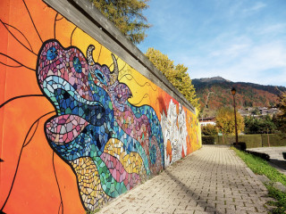 Cow Art : When Cow Art meets Catalan Art