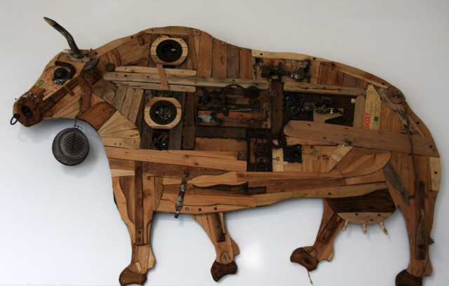 Cow Art : Wooden Cow - Miky Cow