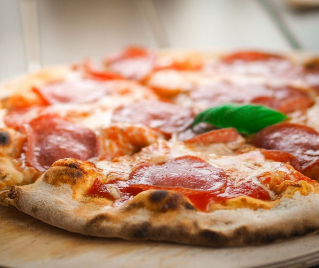 Pizza à emporter L'Optraken 1300