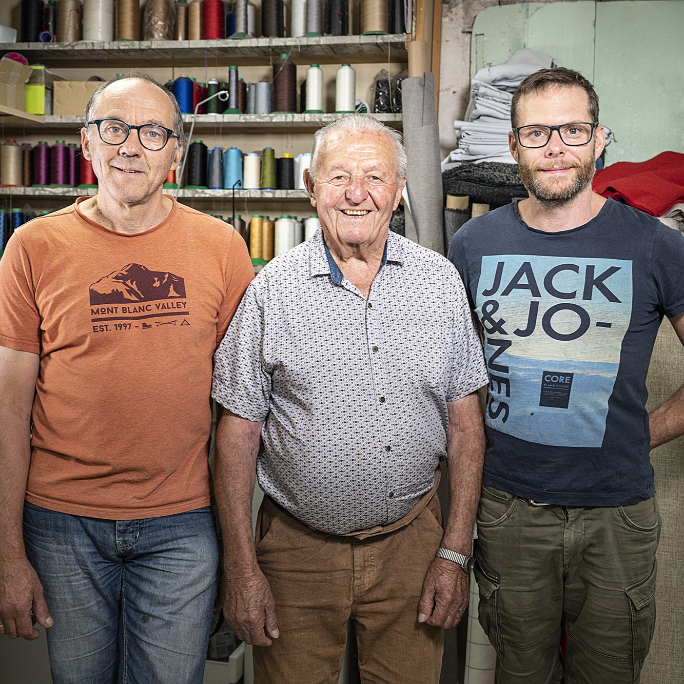 Couturiers de père en fils - © T.Vattard