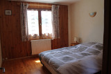 Chambre avec lit double/Bedroom with a double bed-Fleur des Alpes n°5-Le Grand-Bornand