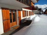 Entrée de la résidence hiver/Entrance of the residence winter-Fleur des Alpes n°5-Le Grand-Bornand