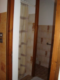 Salle de bain avec douche/Bathroom with a shower-Borne-Le Grand-Bornand