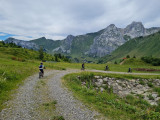 stage de découverte VTT pour les 8-12 ans avec Arav'e-Bike, Le Grand-Bornand