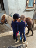 Initiation Premiers pas à poney encadrée_Le Grand-Bornand
