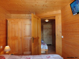 La chambre (vue 2/2)