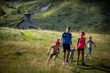 trekking