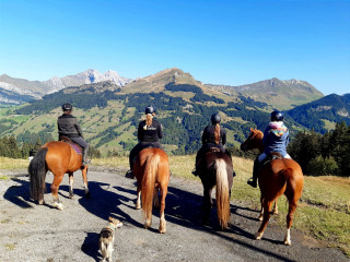 Balade à cheval au Grand-Bornand