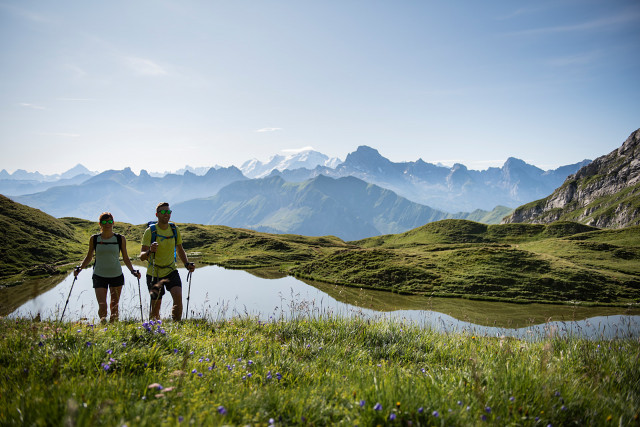trekking