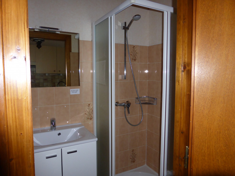 Salle de bain avec douche/Bathroom with a shower-Pont de Suize n°2-Le Grand-Bornand