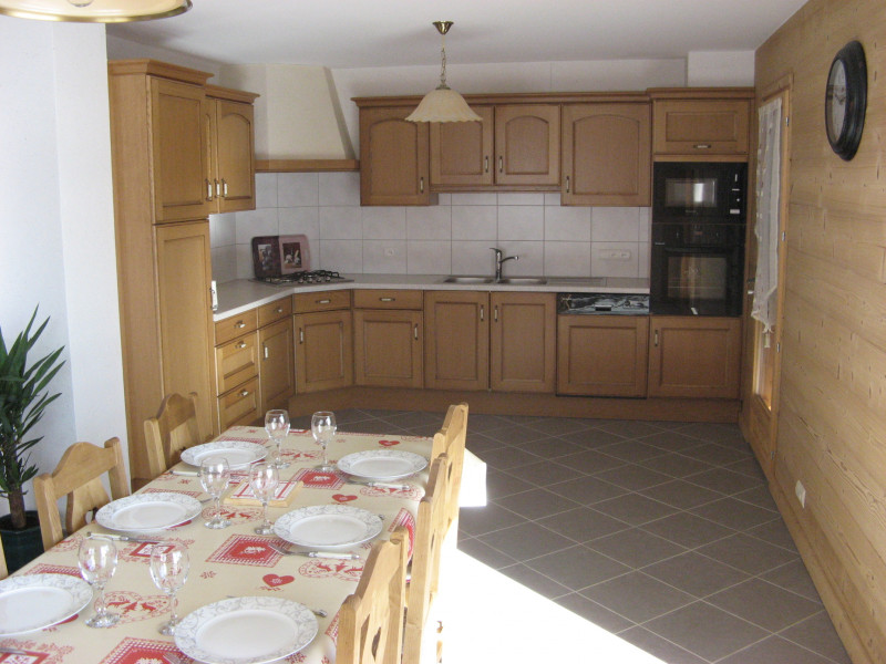 Salle à manger et cuisine/Dining room and kitchen-Perrissin Thierry-Le Grand-Bornand
