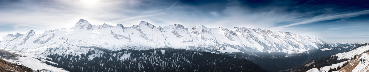 Panorama chaîne des Aravis - © J.Cathala