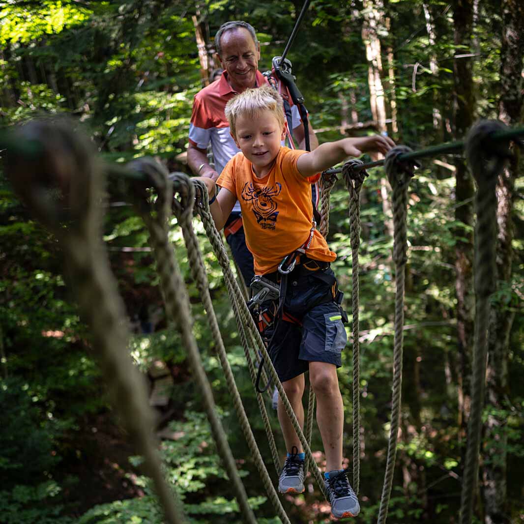 parcours aventure au Grand-Bornand - © T. Vattard