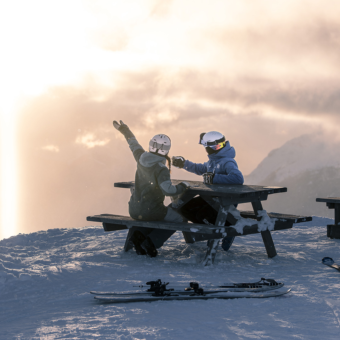 ski-coucher-de-soleil-le-grand-bornand-tourisme - © T.Shu