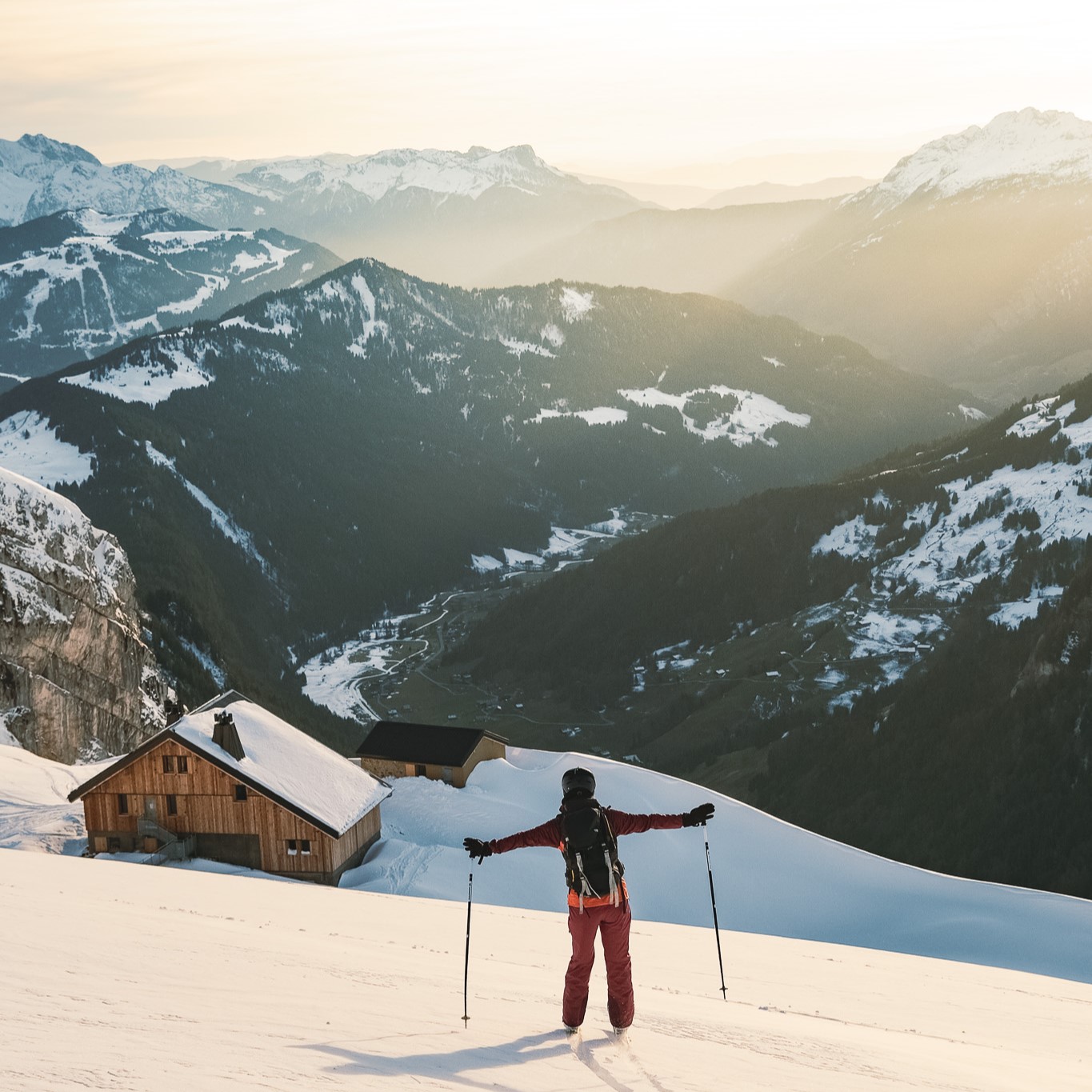 Ski de randonnée au refuge de la Pointe Percée - © P.Guilbaud